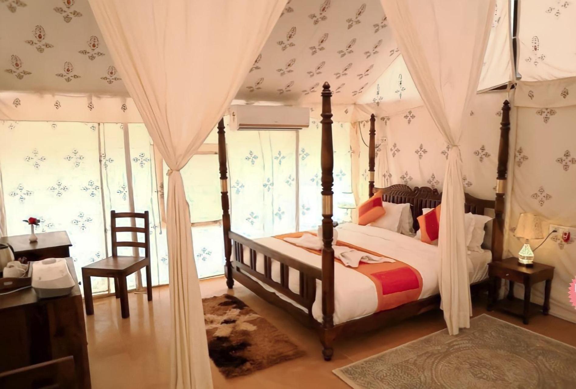 The Oberoi Luxurious Camp Hotel Dzsaiszalmer Kültér fotó
